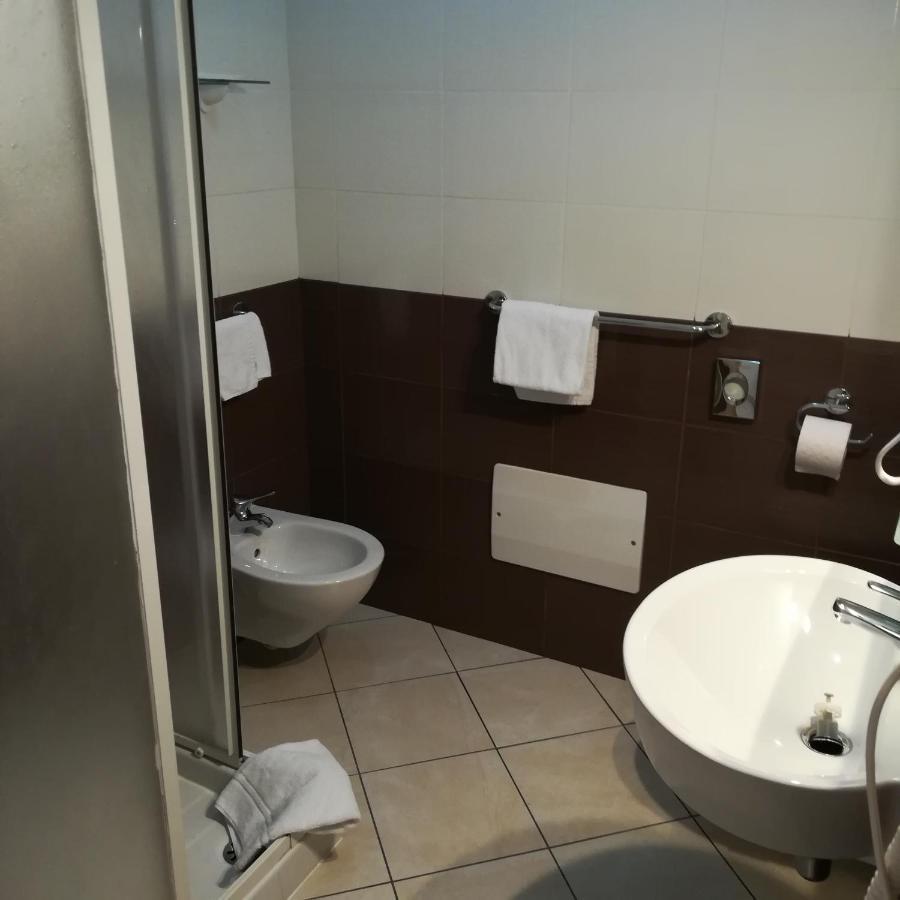 La Locanda Del Mare B&B ลากาเลตตา ภายนอก รูปภาพ