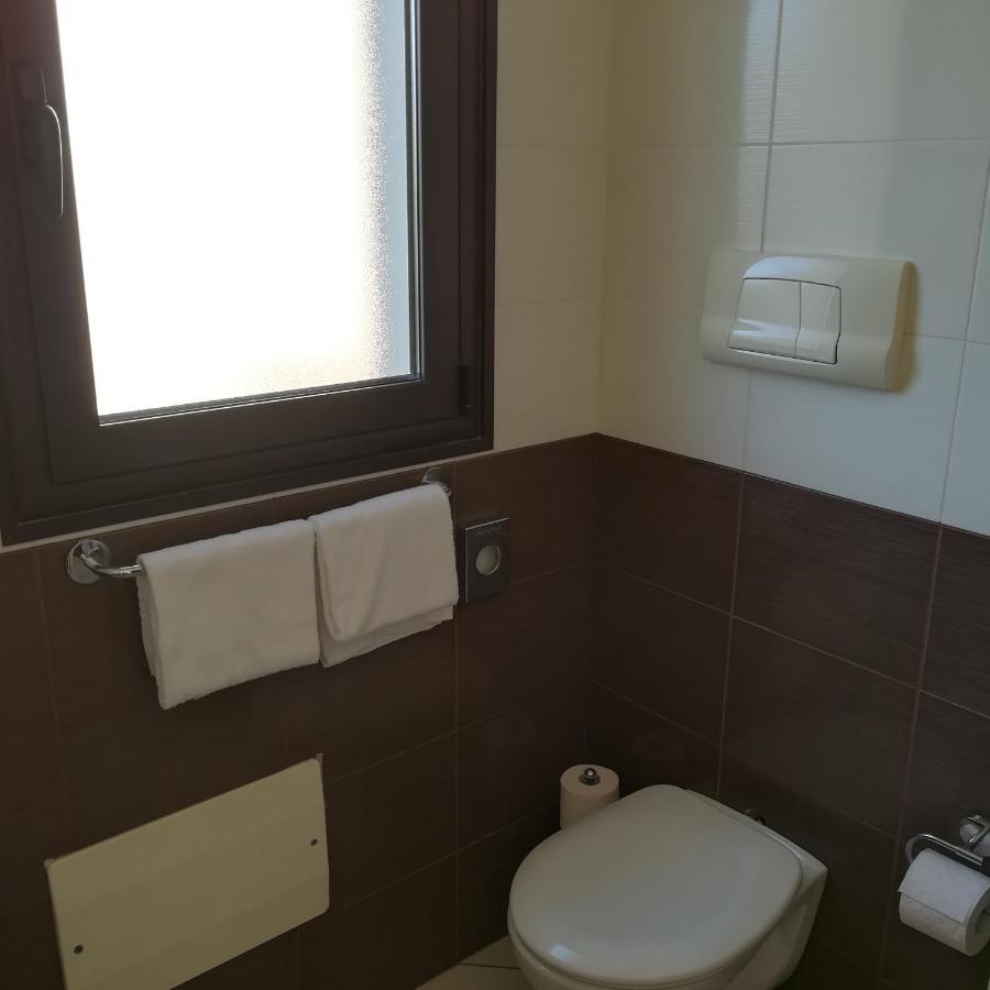 La Locanda Del Mare B&B ลากาเลตตา ภายนอก รูปภาพ
